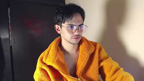 Daniel online show from November 19, 3:06 am