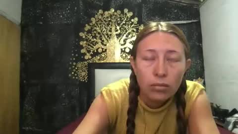 Diablita online show from February 16, 12:45 pm