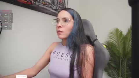 Help me reach 100 likes online show from March 17, 7:06 pm