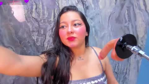 Snapshot of little_elif chatting on March 29, 3:39 am Eli online show from March 29, 3:39 am