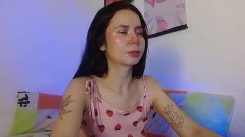 Snapshot of little_emily_97 chatting on July 19, 2:32 pm Little emily online show from July 19, 2:32 pm