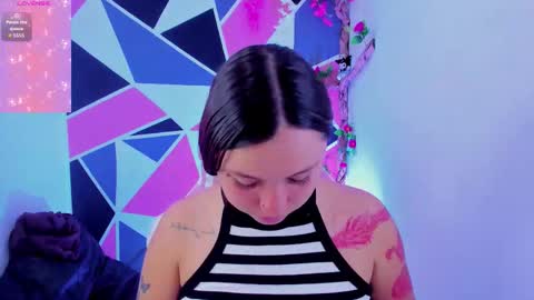 Snapshot of little_emma0 chatting on March 17, 6:22 pm Carol online show from March 17, 6:22 pm