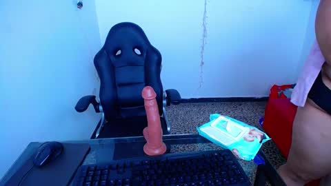 mai rojas online show from January 24, 11:34 pm