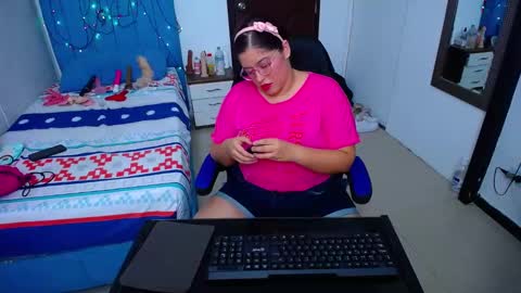 mai rojas online show from February 11, 7:27 pm