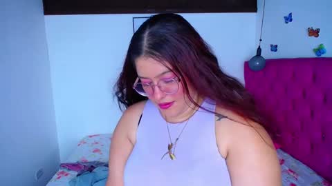 mai rojas online show from March 1, 1:22 am