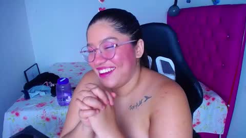 mai rojas online show from March 7, 1:53 am