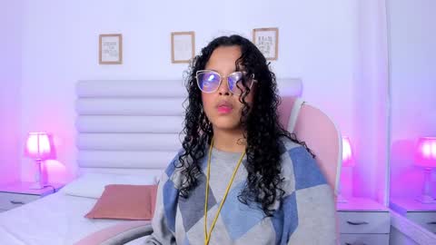 little_lilith_apple online show from December 9, 2:13 am