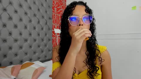 little_lilith_apple online show from December 21, 11:02 pm