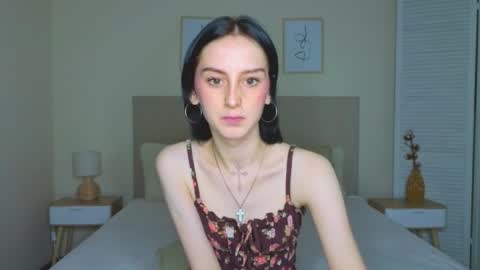 little_mollee online show from September 10, 9:15 pm