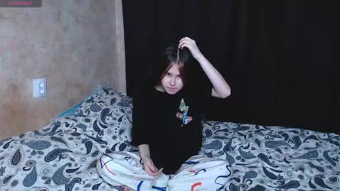 Alice.. online show from October 5, 3:21 pm