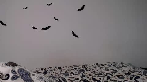 Alice.. online show from November 9, 6:17 pm