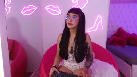 Paulette online show from July 11, 4:04 am