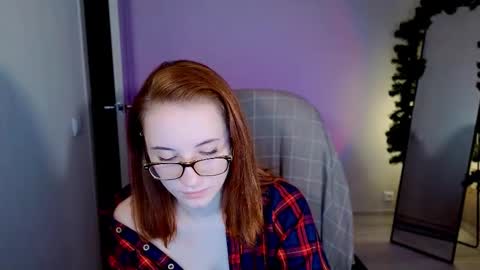 little_pretty_woman online show from February 20, 1:14 am
