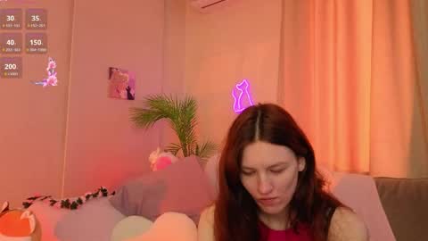 Snapshot of little_red_rosy chatting on April 20, 4:15 am Rosy online show from April 20, 4:15 am