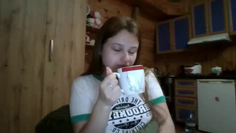 Snapshot of little_shygirl_ chatting on September 19, 2:13 am little_shygirl_ online show from September 19, 2:13 am