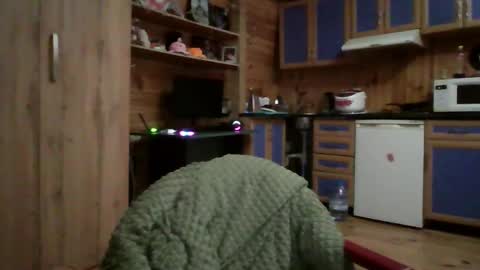 little_shygirl_ online show from September 22, 12:56 am