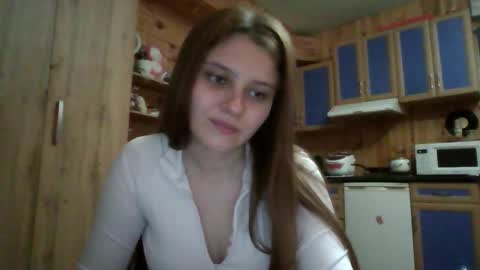 little_shygirl_ online show from September 30, 4:23 pm