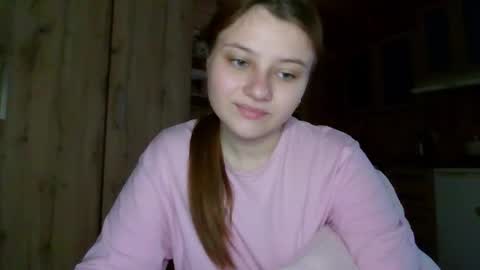 little_shygirl_ online show from November 8, 5:29 am