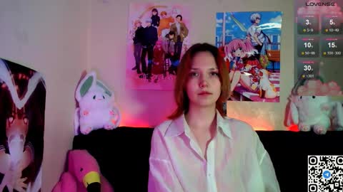 Snapshot of little_sugar_queen chatting on February 14, 10:01 am Akin online show from February 14, 10:01 am