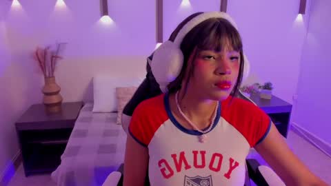 S U M I online show from June 7, 2:27 am