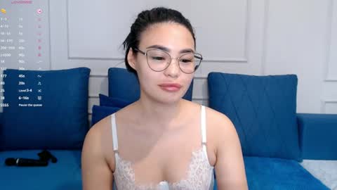 Snapshot of little_v1rgin_angel chatting on June 16, 12:41 pm Kwan online show from June 16, 12:41 pm