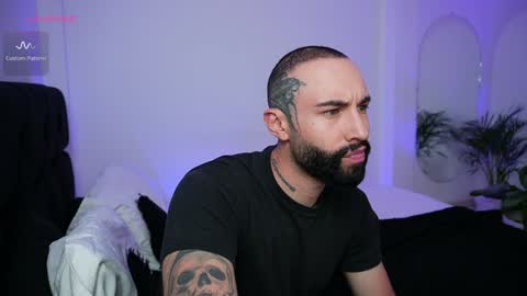 Snapshot of little_vannesaa chatting on January 14, 1:47 am little_vannesaa online show from January 14, 1:47 am