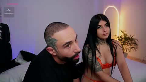 Snapshot of little_vannesaa chatting on February 15, 3:52 am little_vannesaa online show from February 15, 3:52 am