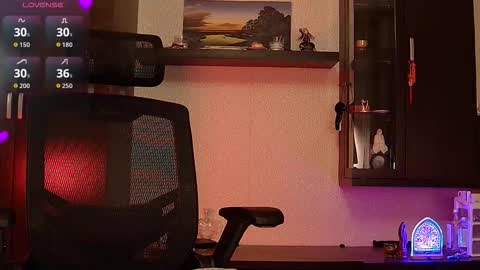 Snapshot of little_witch_sofia chatting on March 3, 7:31 pm Sofia online show from March 3, 7:31 pm