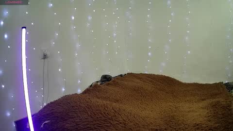 Snapshot of littleahwitch chatting on September 26, 9:46 am LittleAhWitch online show from September 26, 9:46 am