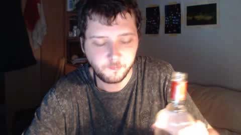 littlealien7 online show from October 16, 5:52 am