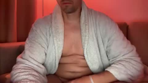 Snapshot of littlebigrabbit chatting on April 4, 9:56 pm LittleBigRabbit online show from April 4, 9:56 pm