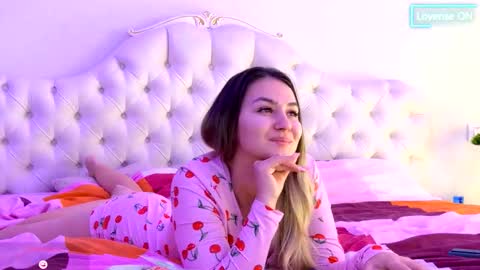 Snapshot of littleblondbunny chatting on March 6, 7:49 am littleblondbunny online show from March 6, 7:49 am