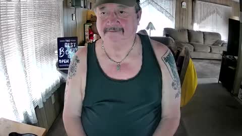 Littled83057 online show from October 3, 5:43 pm