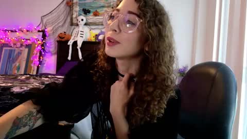 littledeathtrap online show from September 27, 8:14 pm