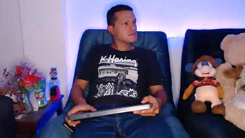 Manu online show from February 15, 2:52 am