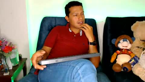 Manu online show from June 16, 2:25 am