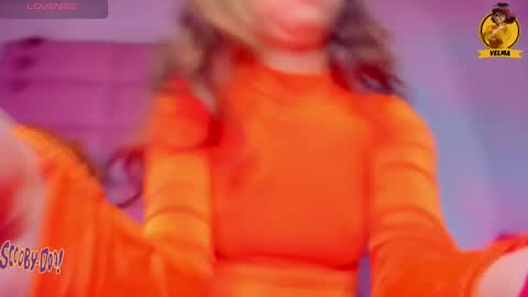 Snapshot of littlee_emma_ chatting on January 12, 6:28 am littlee_emma_ online show from January 12, 6:28 am