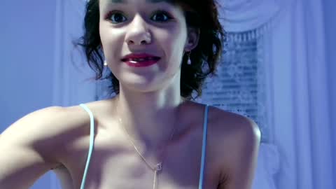 Audra A online show from January 18, 12:47 pm