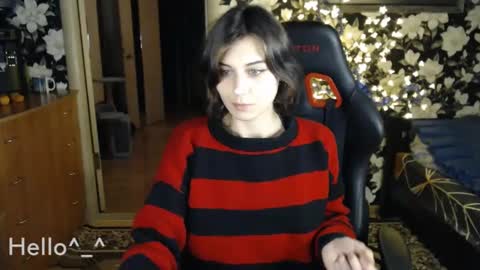 Snapshot of littlehappines chatting on December 31, 11:06 pm littlehappines online show from December 31, 11:06 pm