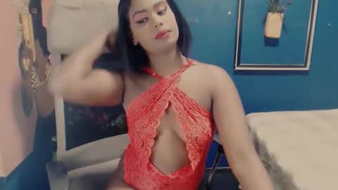 littleindianmilf online show from September 26, 10:52 am