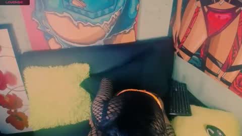 littleindianmilf online show from November 15, 6:37 pm