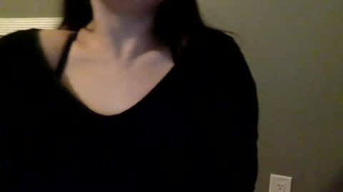 Snapshot of littlelily9999 chatting on December 5, 3:04 am littlelily9999 online show from December 5, 3:04 am