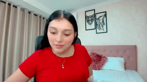 Snapshot of littlemolly_pregnant chatting on February 25, 11:58 pm Sarahs Room online show from February 25, 11:58 pm