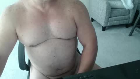 littleone1111765968 online show from January 1, 6:27 pm