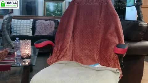 Miss D   Shows Mon Wed  Fri online show from January 17, 11:29 pm