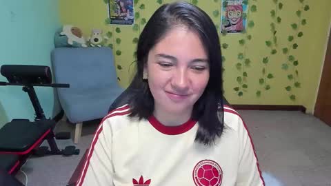 Mia  Wednesday to Sunday 730 am to 1030 am Colombian Hour D online show from November 16, 4:18 am