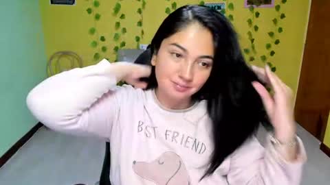 Mia  Wednesday to Sunday 730 am to 1030 am Colombian Hour D online show from August 3, 1:37 am
