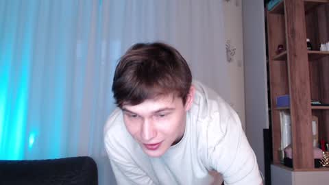 Snapshot of littlesadcabbage chatting on December 20, 7:44 am Sonnenschein online show from December 20, 7:44 am