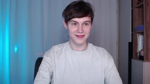 Snapshot of littlesadcabbage chatting on December 21, 1:53 pm Sonnenschein online show from December 21, 1:53 pm