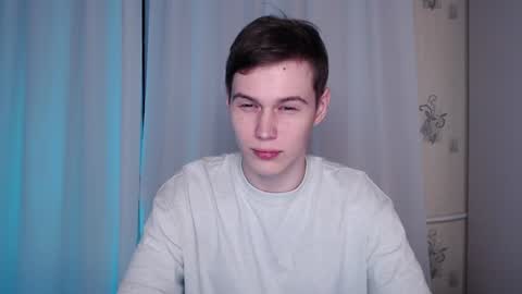 Snapshot of littlesadcabbage chatting on December 28, 4:20 pm Sonnenschein online show from December 28, 4:20 pm